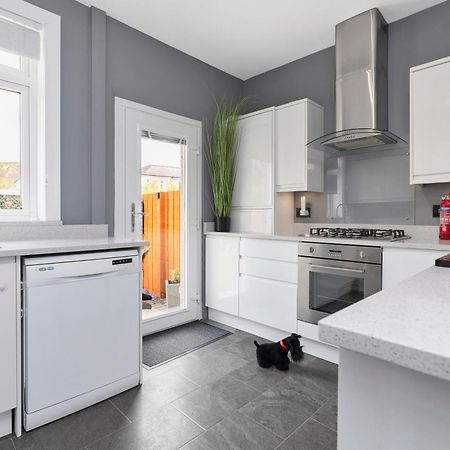 Crewe Apartment - 2 Bed, Free Off Street Parking And Private Garden Edinburgh Dış mekan fotoğraf